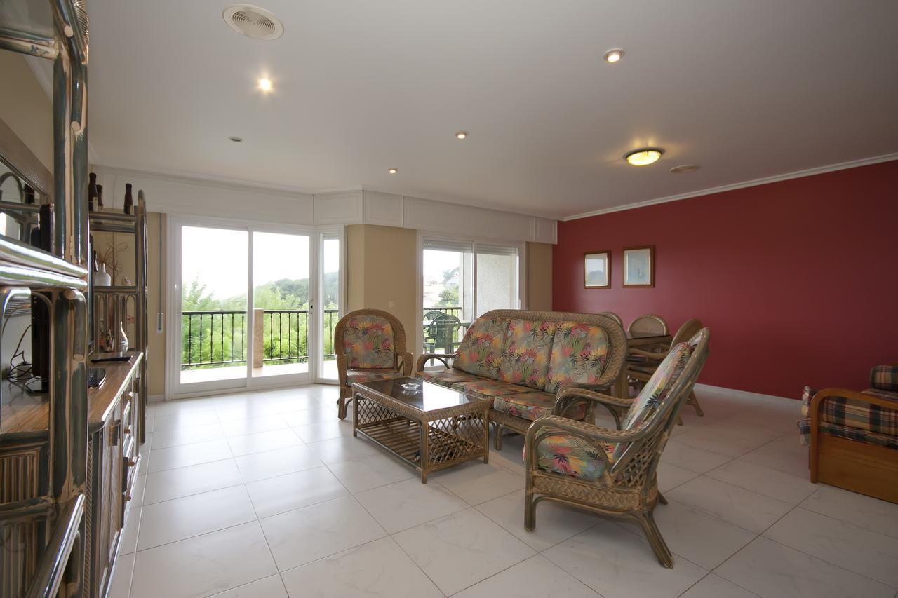 Apartment De Uso Turistico Fontina - Playa Montalvo - Sanxenx0 -pontevedra *